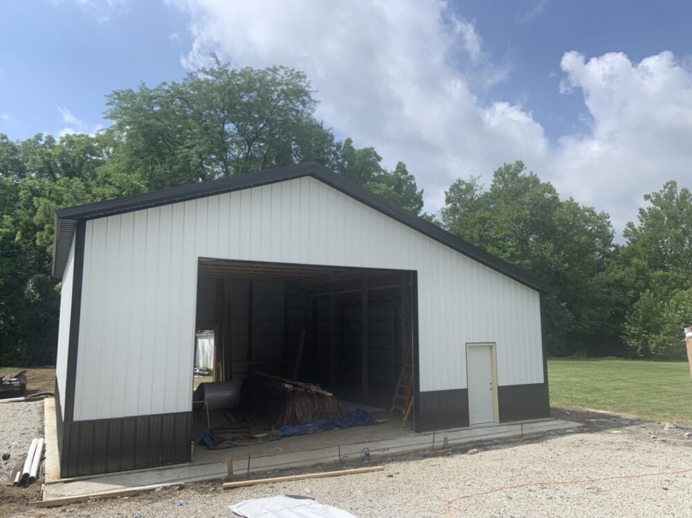 40x30x15 Pole Barn Construction in Loveland Ohio